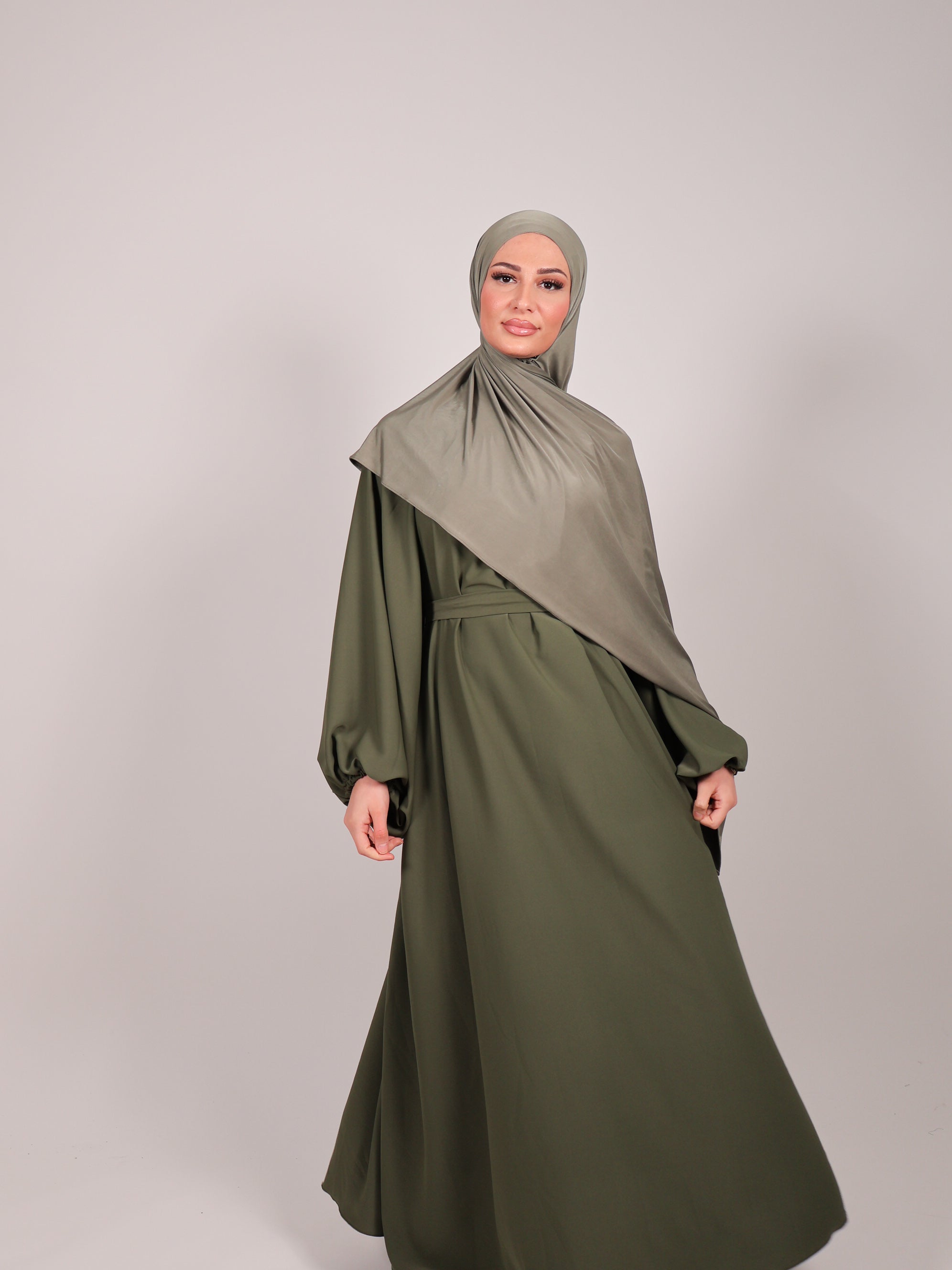Abaya Medina