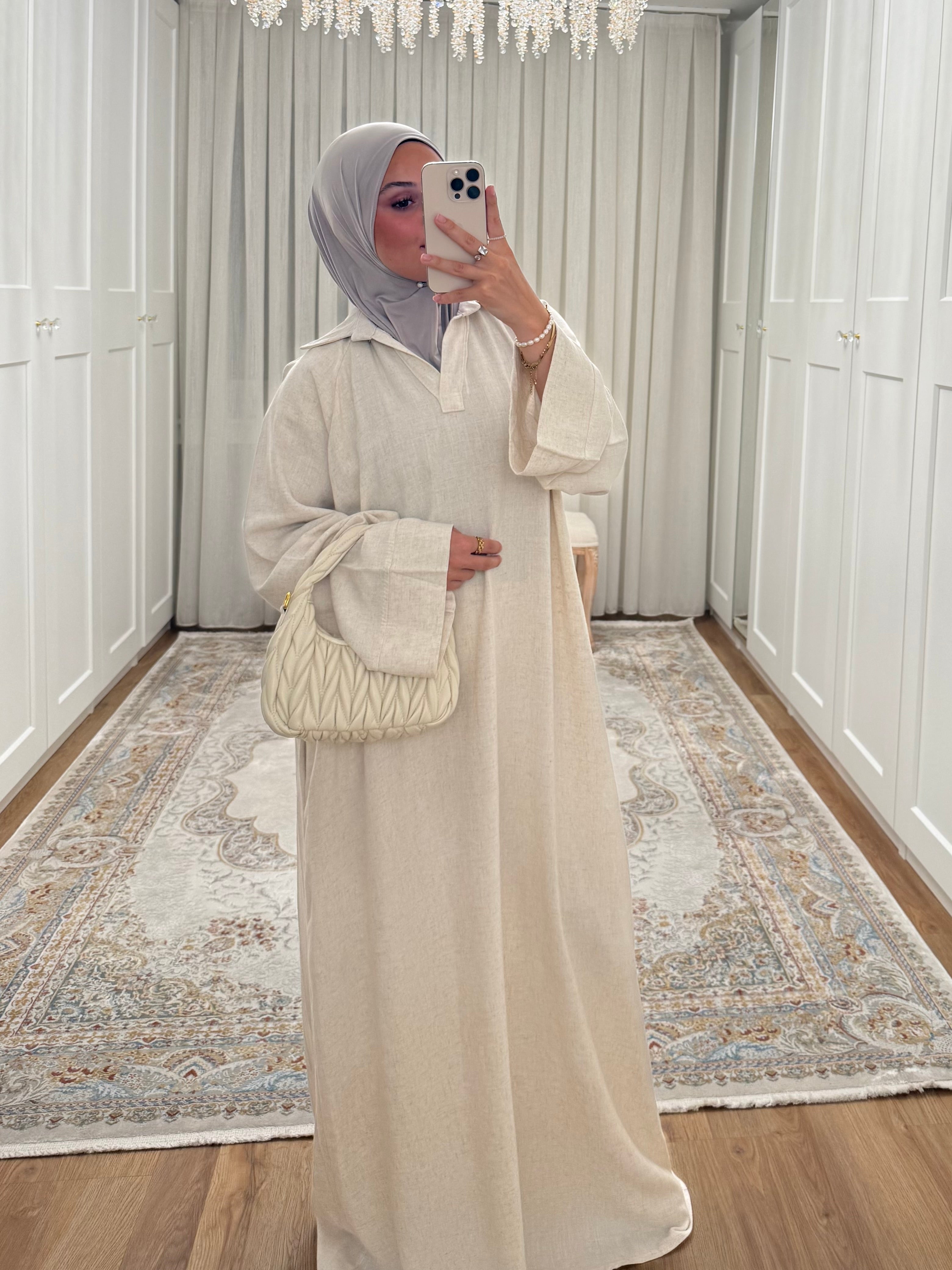 Abaya aus Viskose-Leinen-Mischung