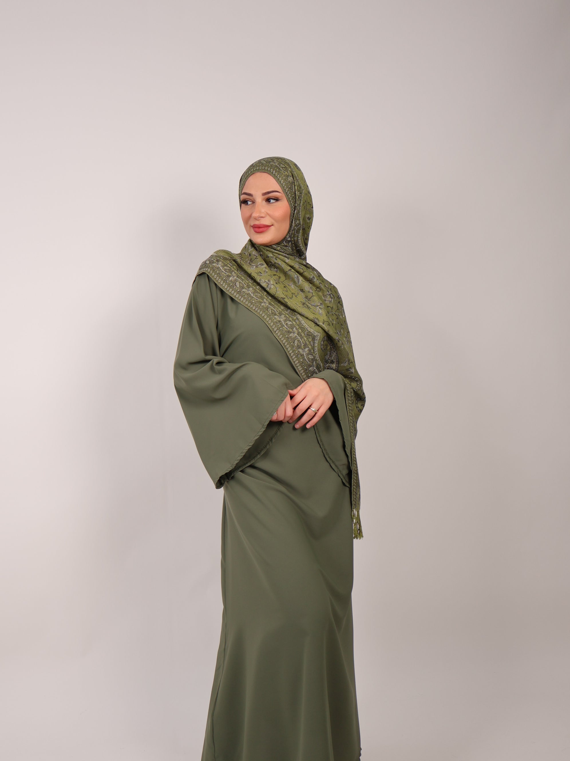 Abaya Gül