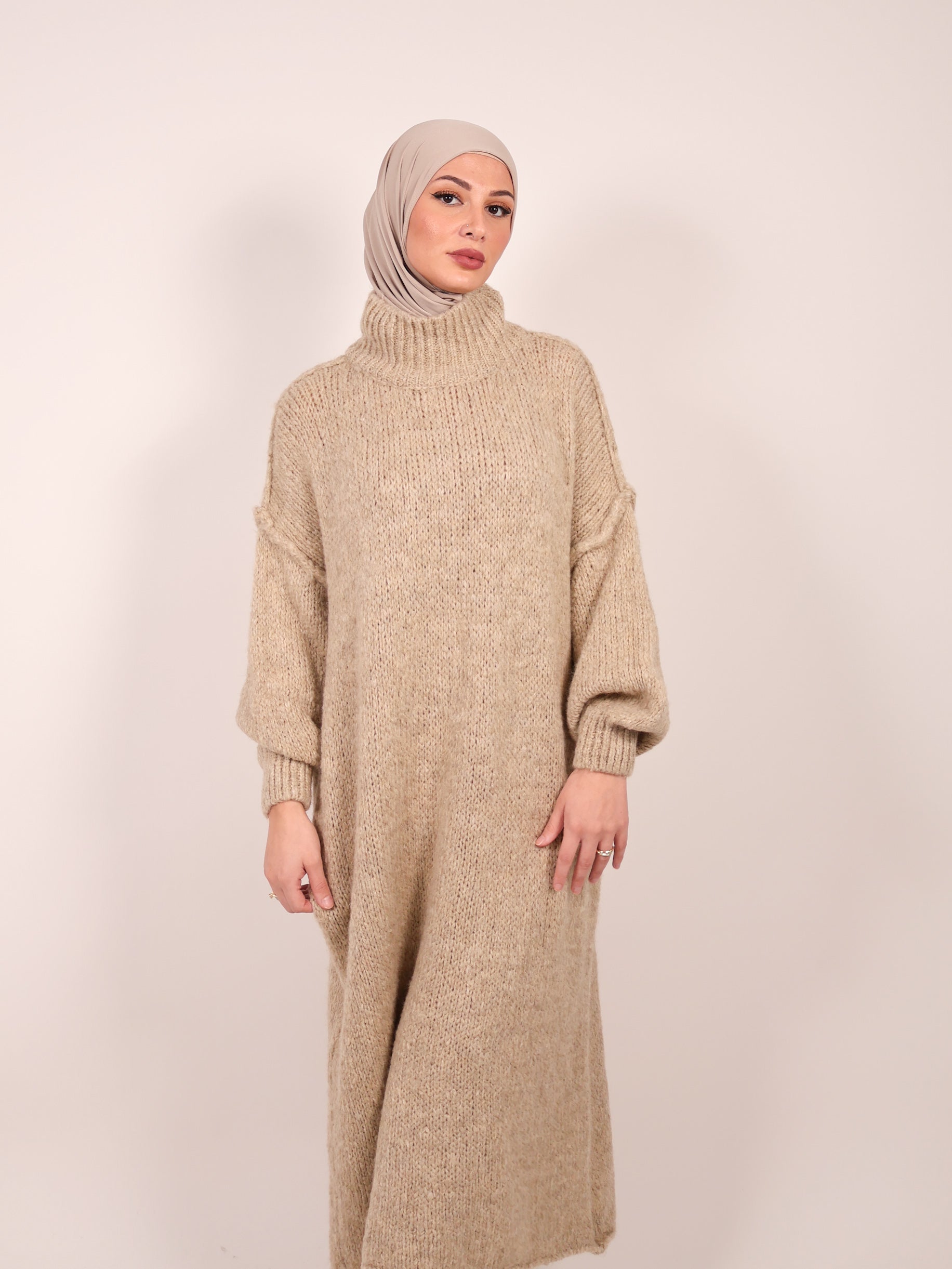Strick-Abaya Mayla