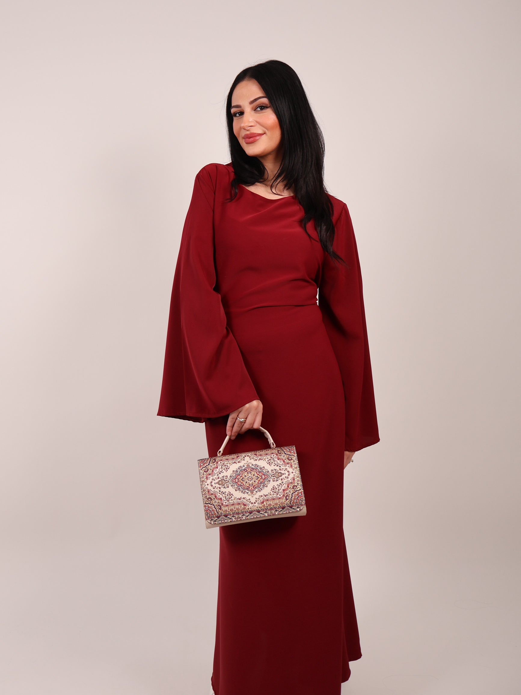 Abaya Gül