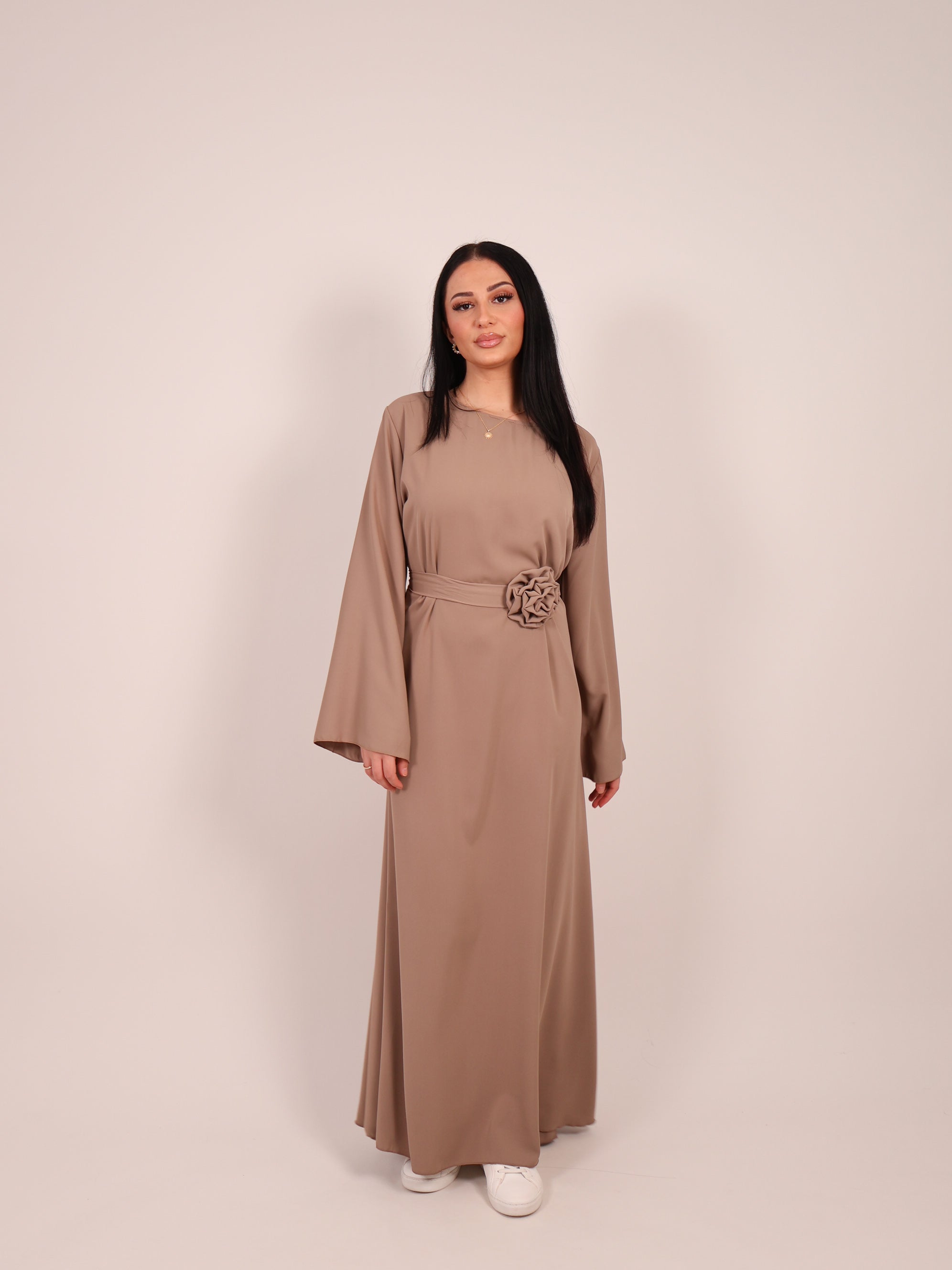 Abaya Warda